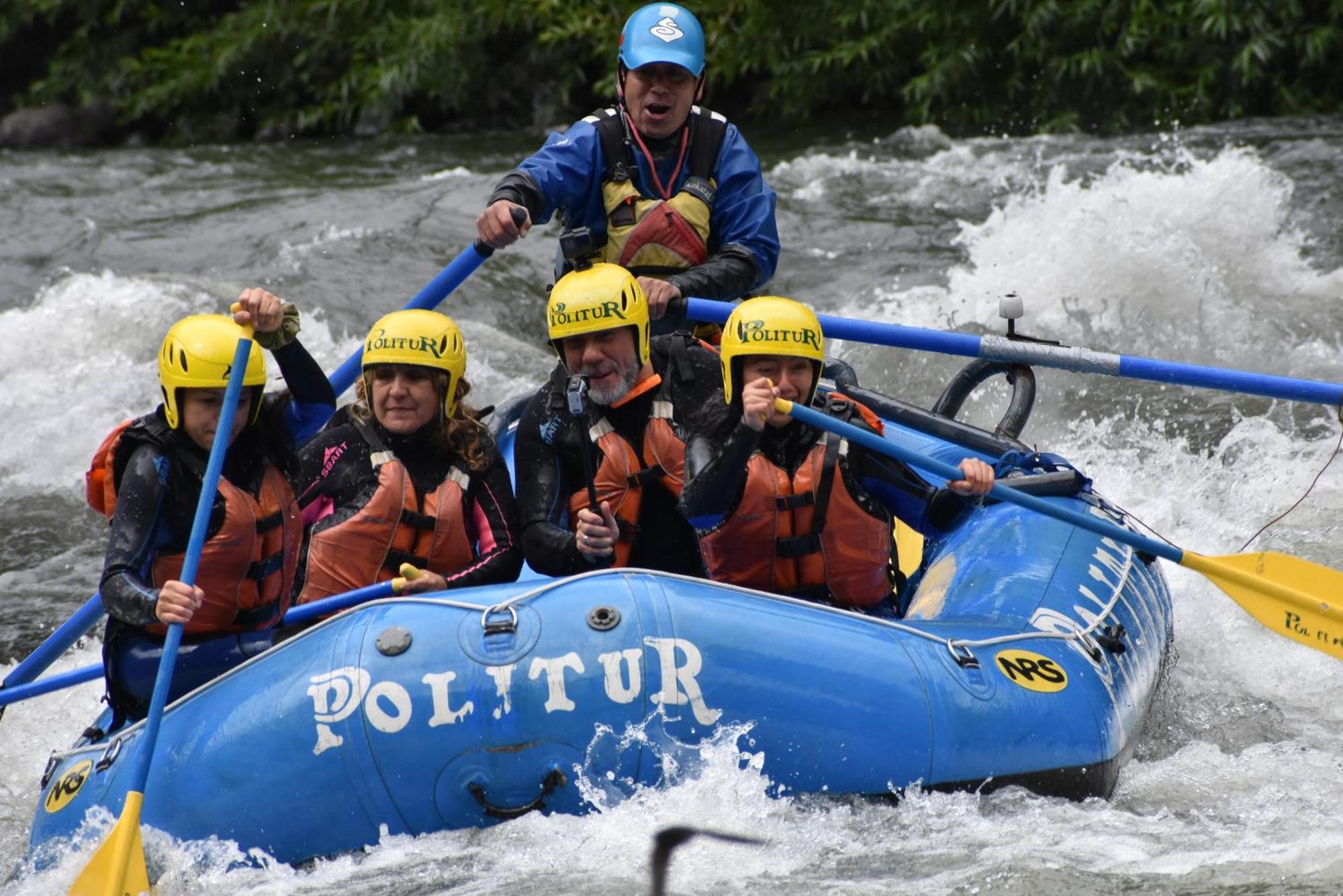 Hotel Enjoy Пукон Экстерьер фото Rafting on the Sava Dolinka